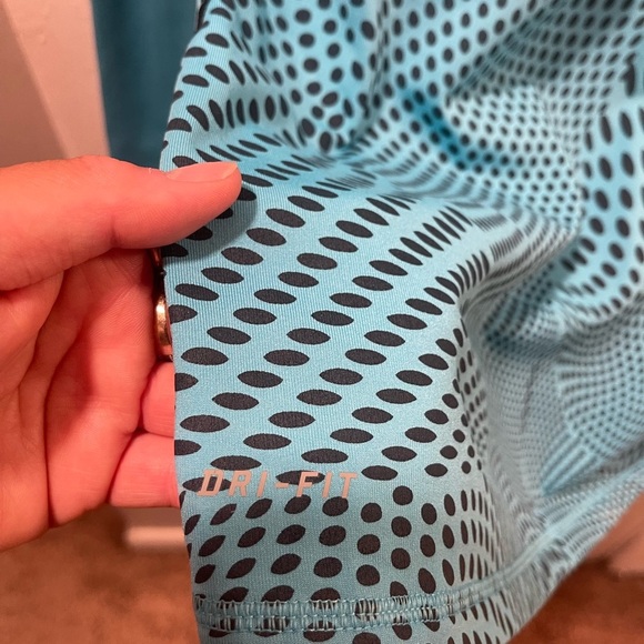 Nike Pro Light Blue Athletic Top - Picture 7 of 8